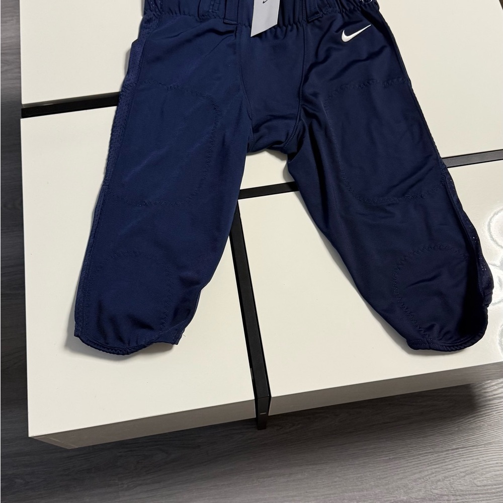NEW Nike Football Pants for Men size L